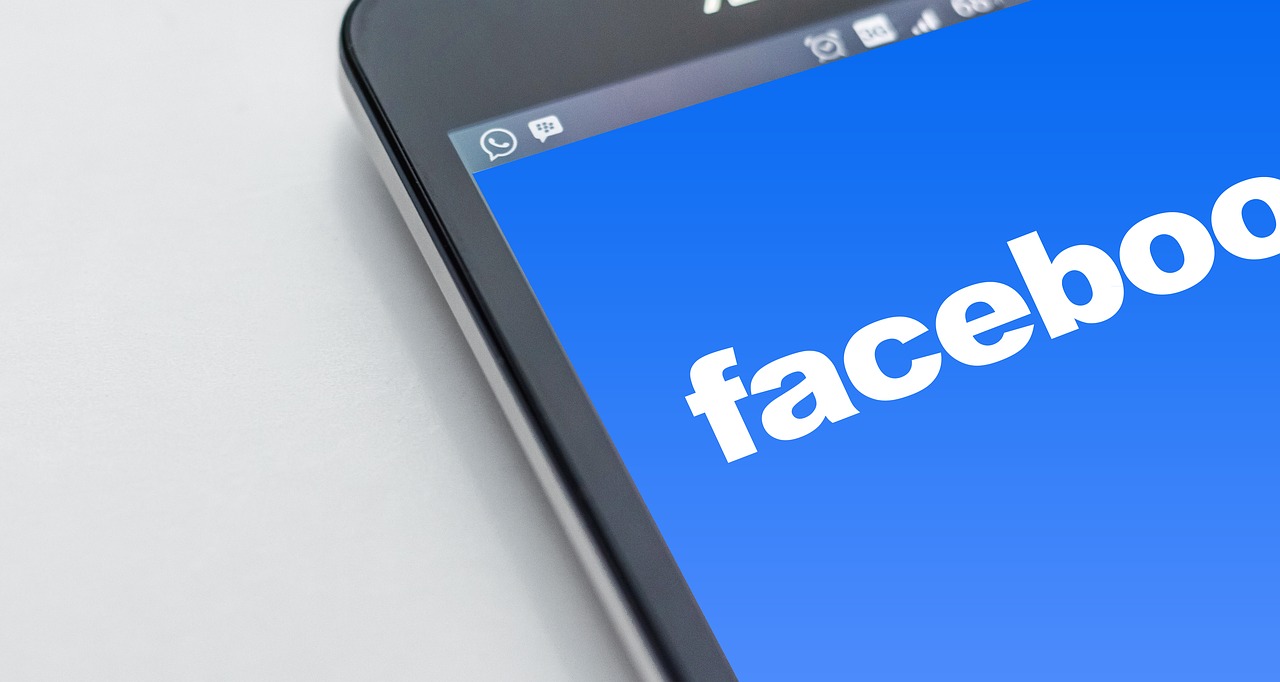 Facebook releases search advertisements in Newsfeed and Marketplace